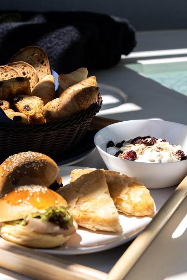 Nerea Boutique Suites Karystos מראה חיצוני תמונה